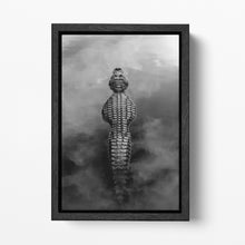 Laden Sie das Bild in den Galerie-Viewer, Alligator in the water black and white wall art framed canvas eco leather print Made in Italy