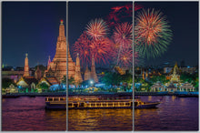Laden Sie das Bild in den Galerie-Viewer, Wat Arun Bangkok canvas eco leather wall art print 3 panels