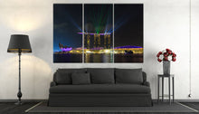 Laden Sie das Bild in den Galerie-Viewer, Marina Bay Sands Laser Show Home Decor Canvas Print