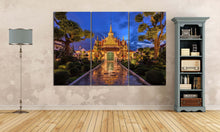 Laden Sie das Bild in den Galerie-Viewer, Thotsakan and Sahatsadecha Wat Arun Temple Bangkok home art