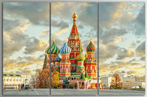 Saint Basil&#39;s Cathedral Moscow Russia canvas wall art print 3 panels
