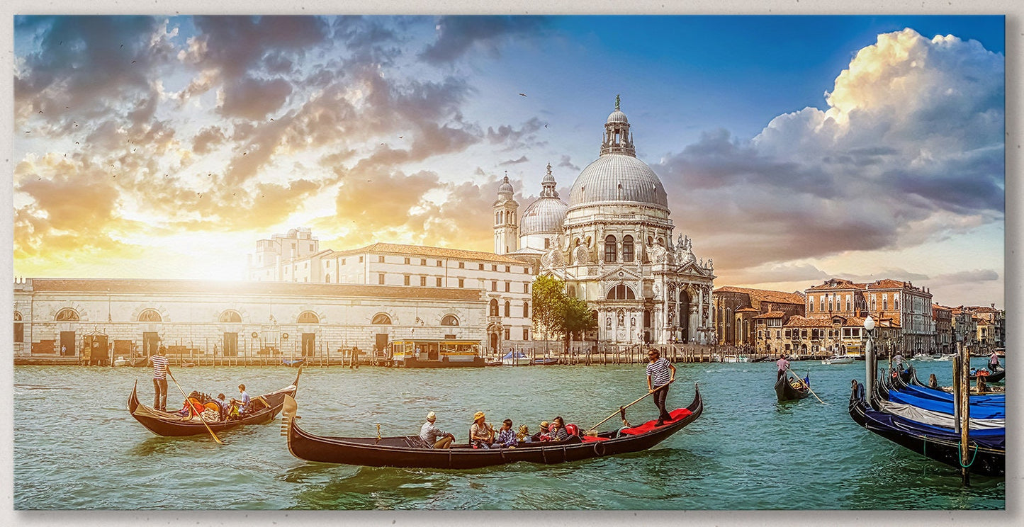 Venezia Canal Grande Santa Maria Della Salute Framed Canvas Leather Print
