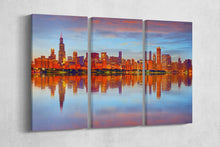 Laden Sie das Bild in den Galerie-Viewer, Chicago skyline wall art 3 panel wall decor