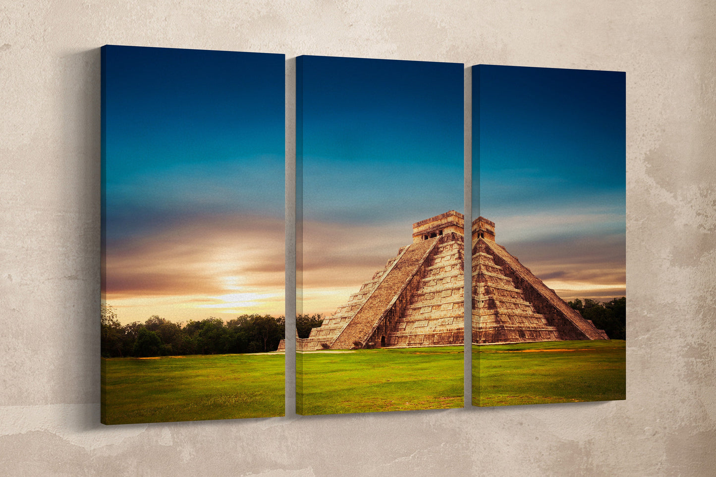 El Castillo Pyramid in Chichen Itza wall decor
