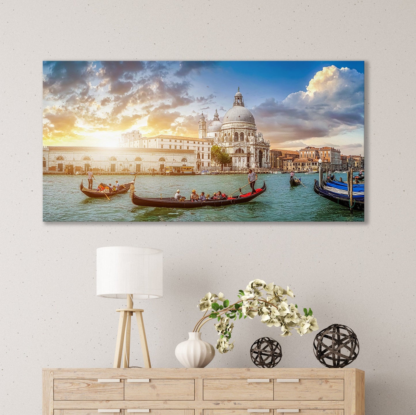 Venezia Canal Grande Santa Maria Della Salute Framed Canvas Leather Print