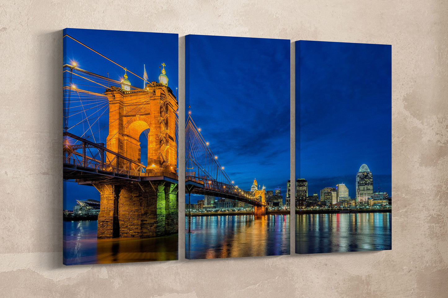Cincinnati Skyline at Twilight Canvas Eco Leather Print, Made in Italy!