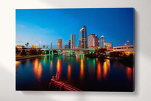 Laden Sie das Bild in den Galerie-Viewer, Tampa Hillsborough River Skyline Sunset Wall Decor Canvas Print