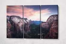 Carica l&#39;immagine nel visualizzatore di Gallery, Angels Landing at Zion National Park, Utah Pink Sky USA Canvas 3 panels