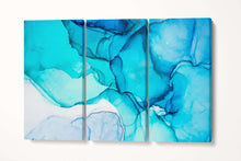 Carica l&#39;immagine nel visualizzatore di Gallery, Arte astratta sfumature di azzurro effetto marmo canvas su ecopelle
