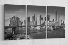 Load image into Gallery viewer, [canvas print] - Brooklyn Bridge black and white