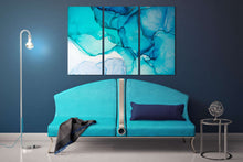 Carica l&#39;immagine nel visualizzatore di Gallery, Arte astratta sfumature di azzurro effetto marmo canvas su ecopelle