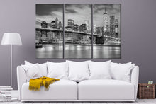 Load image into Gallery viewer, Black and White Manhattan and Brooklyn Bridge, New York, Leather Print