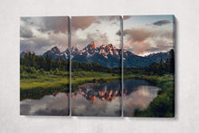 Carica l&#39;immagine nel visualizzatore di Gallery, Grand Teton National Park Wyoming USA At Dusk Canvas Eco Leather Print 3 panels