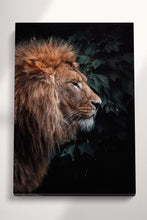 Carica l&#39;immagine nel visualizzatore di Gallery, Lion In The Grass Portrait Canvas Wall Art Home Decor Eco Leather Print, Made in Italy!