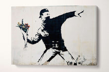 Carica l&#39;immagine nel visualizzatore di Gallery, Rage Flower thrower Banksy canvas print